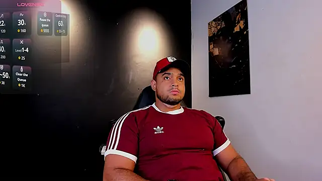 Big furry bear13 online show from 03/28/26, 07:20