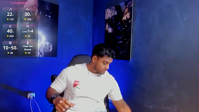 Snapshot of Big_furry_bear13 chatting on 09/24/25, 05:58 Big furry bear13 online show from 09/24/25, 05:58