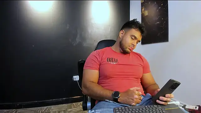 Big furry bear13 online show from 04/11/26, 05:15