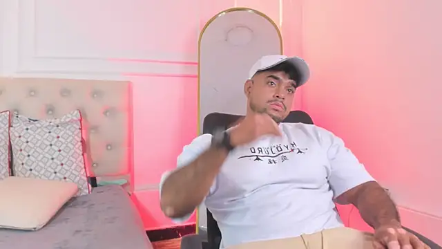 Big furry bear13 online show from 01/13/26, 01:04