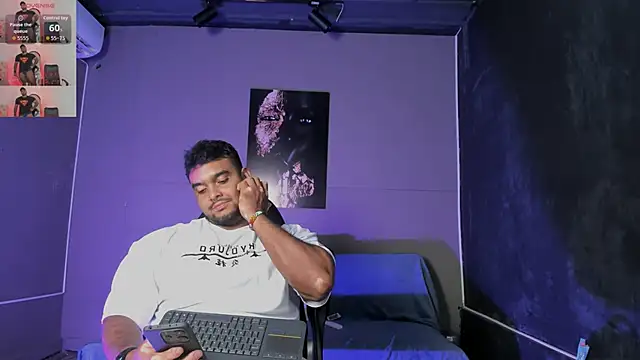 Big furry bear13 online show from 04/15/26, 03:01