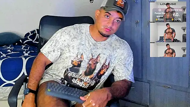 Snapshot of Big_furry_bear13 chatting on 03/09/25, 09:57 Big furry bear13 online show from 03/09/25, 09:57