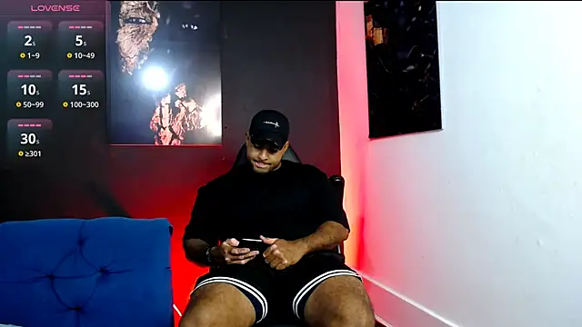 Big furry bear13 online show from 01/09/26, 08:38