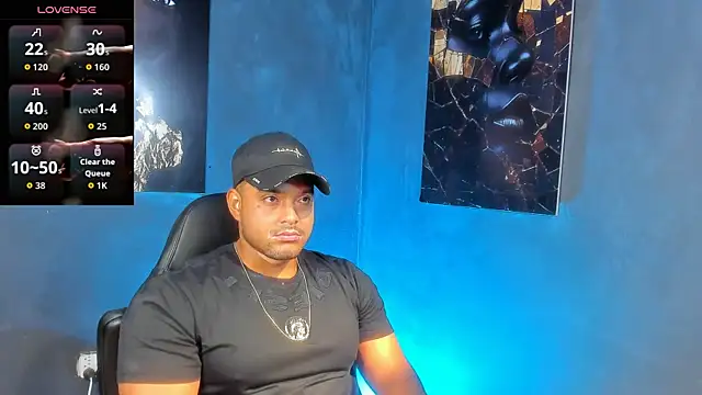 Snapshot of Big_furry_bear13 chatting on 09/15/25, 10:48 Big furry bear13 online show from 09/15/25, 10:48