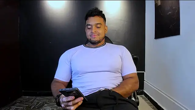 Big furry bear13 online show from 04/16/26, 04:57