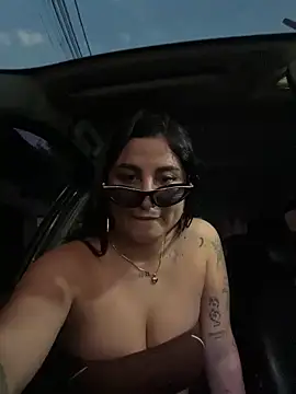 sunshine uwu22 online show from 12/21/25, 11:05