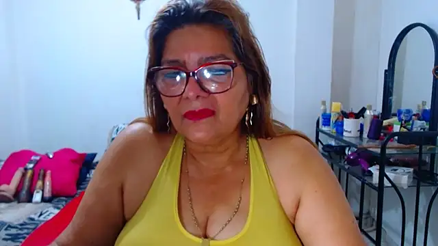 maturehot649 online show from 02/25/26, 10:20