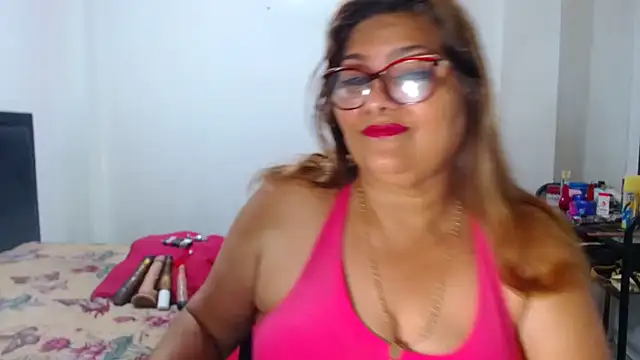 maturehot649 online show from 04/09/26, 10:49