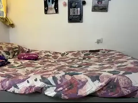 Annie Catt  online show from 01/16/25, 08:03