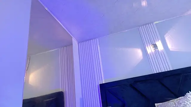 Snapshot of MollyCruz chatting on 01/18/26, 10:40 MollyCruz online show from 01/18/26, 10:40