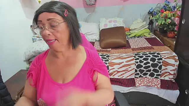 Mrs mommy  online show from 02/12/26, 07:24