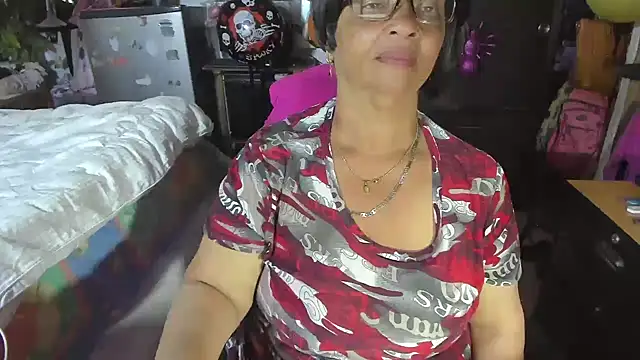 Mrs mommy  online show from 11/05/25, 11:19