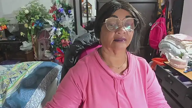 Mrs mommy  online show from 12/17/25, 11:21