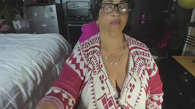 Mrs mommy  online show from 11/13/25, 09:19