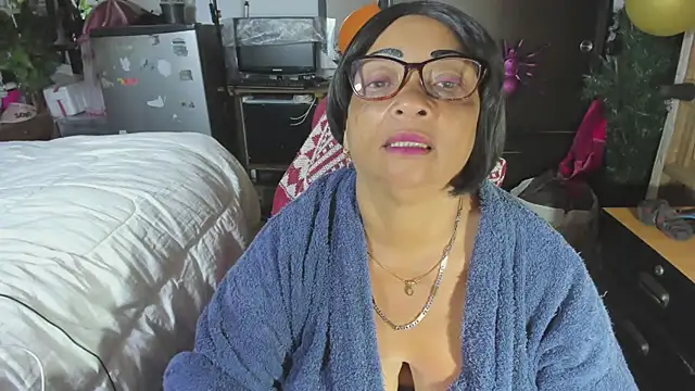 Mrs mommy  online show from 11/14/25, 04:54