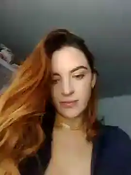 Bellacrox online show from 02/04/25, 03:00