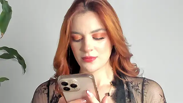 Snapshot of Bellacrox chatting on 02/16/26, 09:34 Bellacrox online show from 02/16/26, 09:34