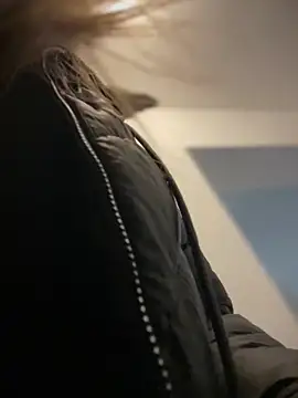 Snapshot of HotXMom chatting on 11/26/25, 07:08 HotXMom online show from 11/26/25, 07:08