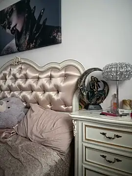 HotXMom online show from 06/30/26, 06:57