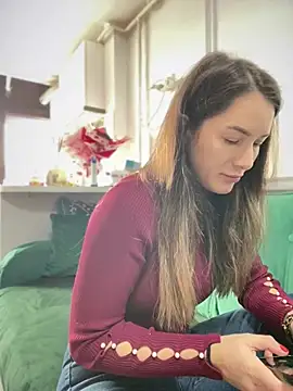 HotXMom online show from 03/02/26, 07:37