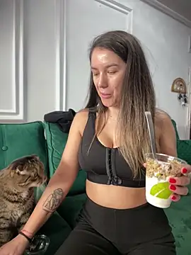 HotXMom online show from 03/03/26, 07:26