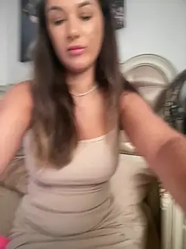 HotXMom online show from 06/29/26, 06:20