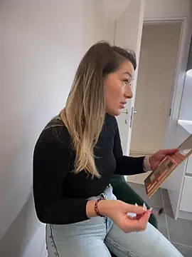 HotXMom online show from 02/26/25, 04:30