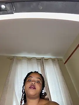 Snapshot of Linahlove chatting on 07/11/26, 10:15 Linahlove online show from 07/11/26, 10:15