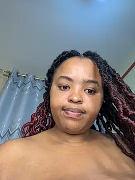 Linahlove online show from 11/14/25, 06:33