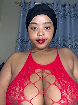 Snapshot of Linahlove chatting on 02/06/26, 12:50 Linahlove online show from 02/06/26, 12:50