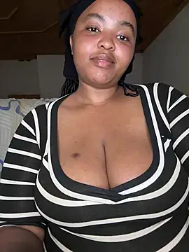 Linahlove online show from 03/18/25, 11:44