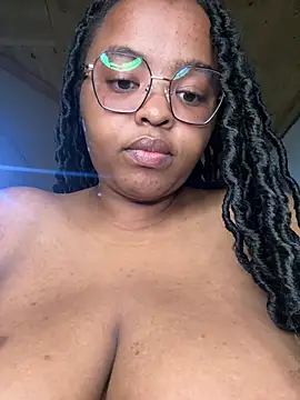 Linahlove online show from 03/16/25, 08:54