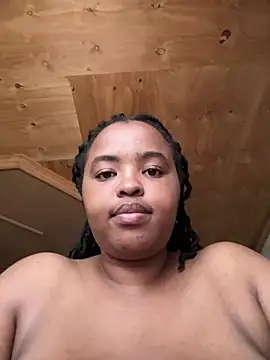 Linahlove online show from 02/20/25, 07:23