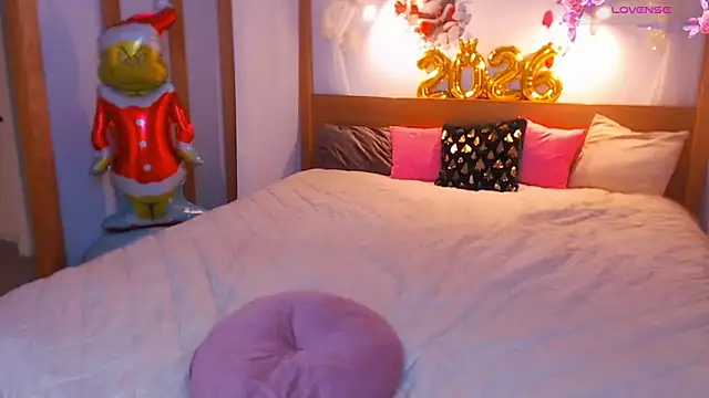 Magic Eyes   online show from 12/18/25, 03:11