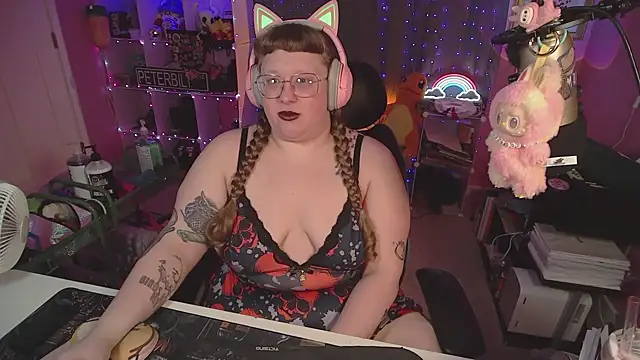 FatVeronica online show from 03/23/26, 04:18