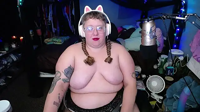 FatVeronica online show from 02/08/25, 05:40