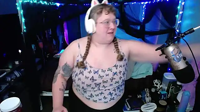 FatVeronica online show from 02/06/25, 06:29