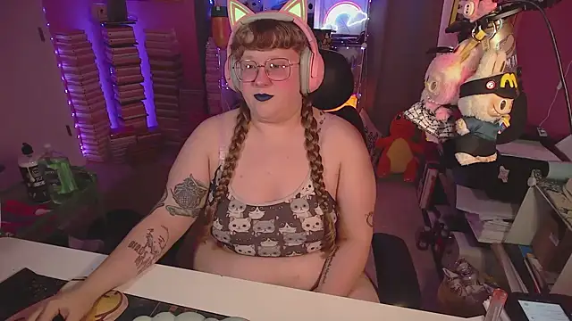 FatVeronica online show from 06/24/26, 05:11