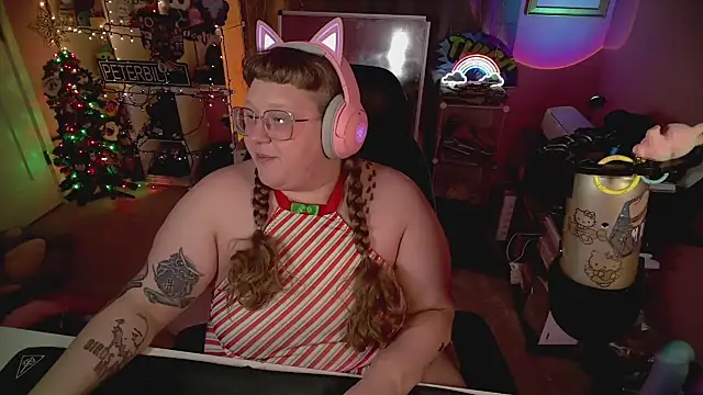 FatVeronica online show from 12/16/25, 08:18