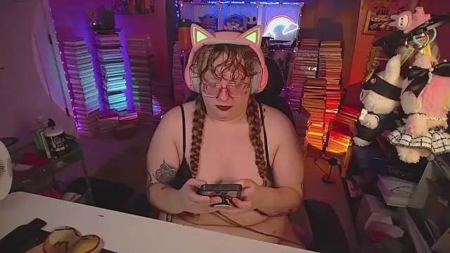 FatVeronica online show from 08/06/26, 06:36