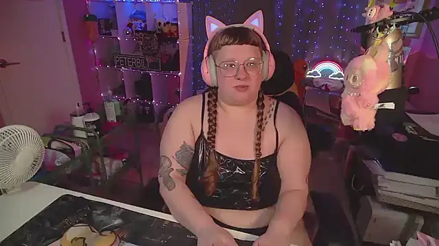 FatVeronica online show from 03/21/26, 05:17