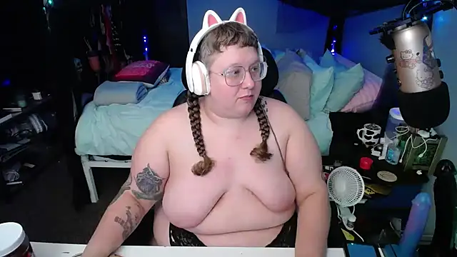 FatVeronica online show from 02/16/25, 08:32