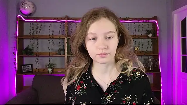 Ksuhesa online show from 12/22/25, 01:06