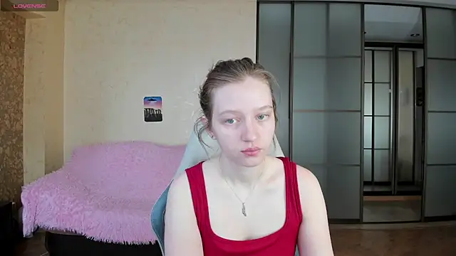 Ksuhesa online show from 04/03/26, 01:01