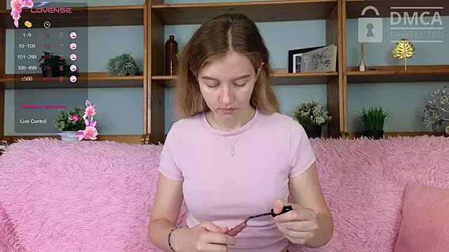 Ksuhesa online show from 09/21/25, 08:08