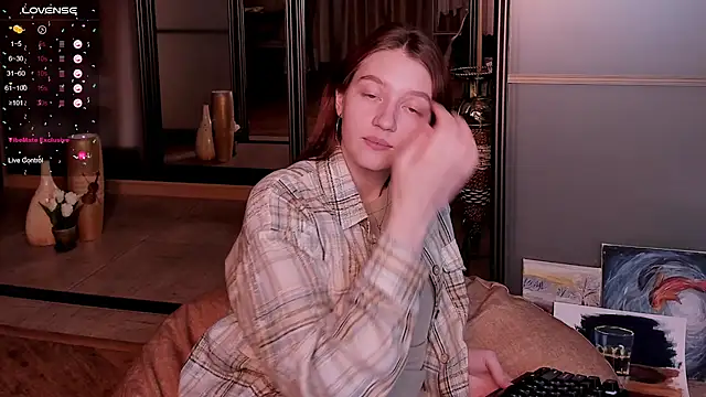 Ksuhesa online show from 03/10/25, 01:32