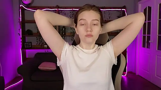 Ksuhesa online show from 02/14/26, 01:06