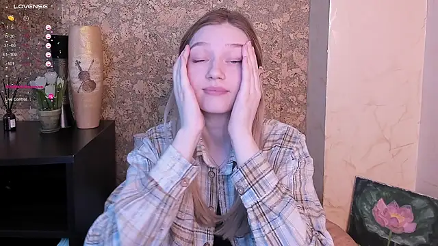 Ksuhesa online show from 03/21/25, 07:11