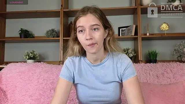 Ksuhesa online show from 09/12/25, 08:03