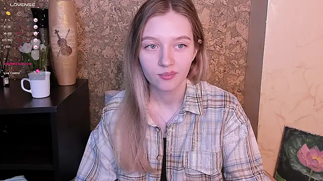 Ksuhesa online show from 03/21/25, 10:50